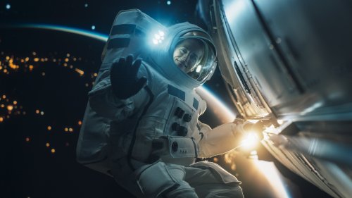 Which Swiss Army Knife Do NASA Astronauts Use? (And Does Victorinox Still Make It?)