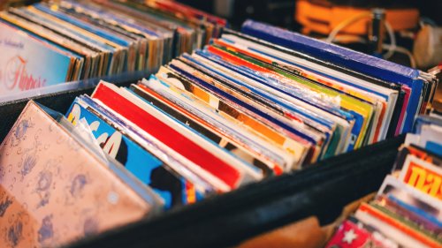 5 Must-Know Tips For Buying Used Vinyl Records