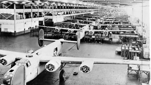 Which Planes Did Ford Make During WW2 And How Many Did It Manufacture?