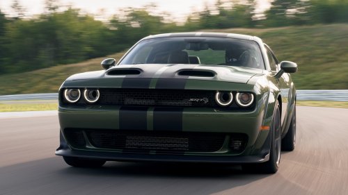Here's How Fast The Dodge Challenger SRT Hellcat Really Is