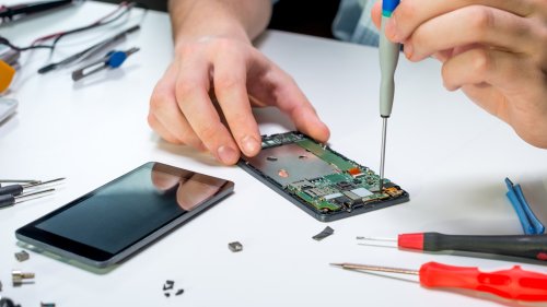 3 New Android Phones You Can Actually Repair Yourself