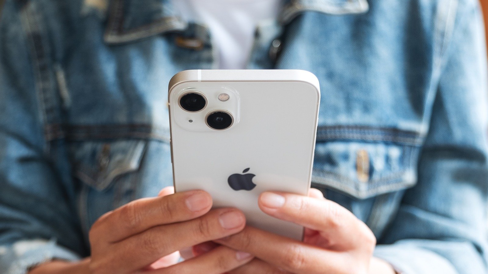 The iPhone Camera Trick That'll Help You Find Photos In A Snap