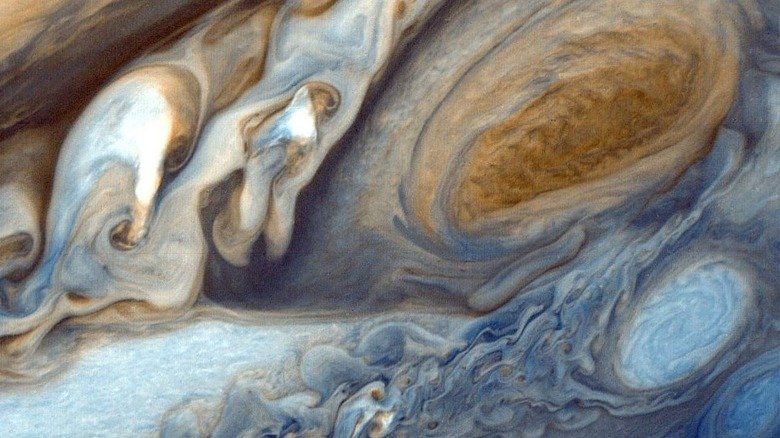 NASA Juno probe will fly within 645 miles of Ganymede's surface - SlashGear