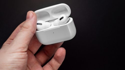 Apple AirPods Update: How To Make Sure Yours Have The Latest Firmware Installed