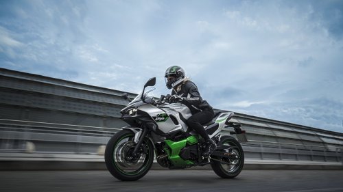 All About The Kawasaki Ninja 7 Hybrid Motorcycle