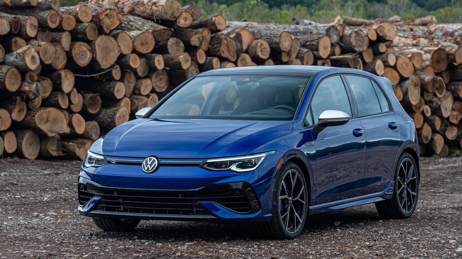 2022 Volkswagen Golf R Review: Hot Hatch Heaven