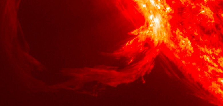 Proposed Solar Storms Alarm Could Give 24hr Advanced Warning
