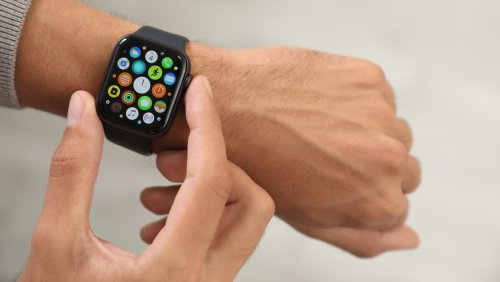 There's An Easy Way To Mute Your Apple Watch When It Won't Stop Going Off