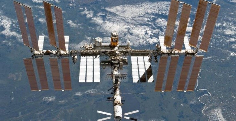 International Space Station coolant failure may demand space walk NASA says [Update] - SlashGear