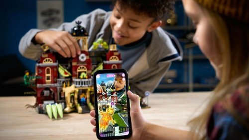 LEGO Hidden Side Combines AR Game With Physical Building Sets - SlashGear