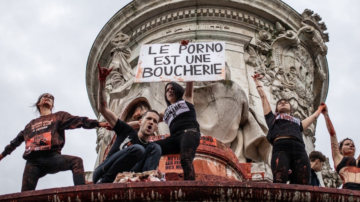 Piégées, maltraitées et violées, des victimes racontent l'horreur du porno à la française