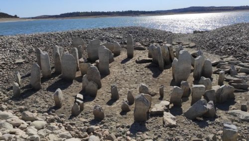 En Espagne, la sécheresse fait réapparaître un monument mégalithique immergé