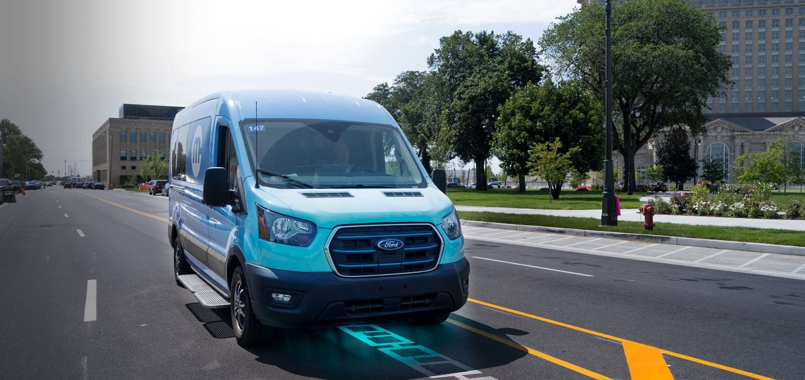 Detroit unveils wireless EV charging roadway - Business News