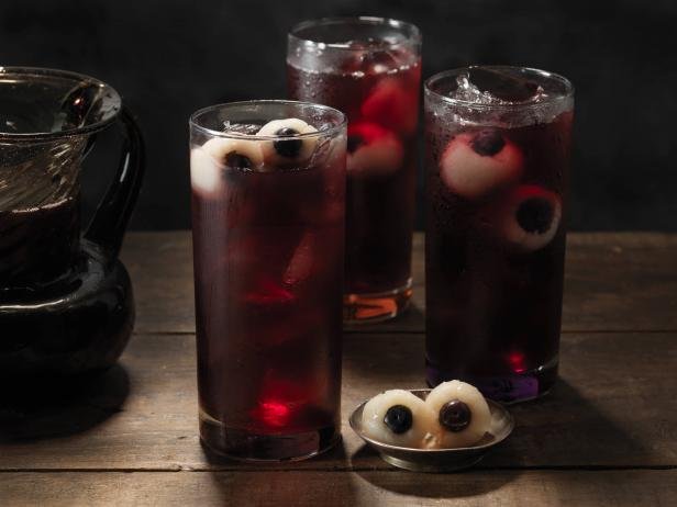 21 Haunted Sips to Serve at Your Halloween Party
