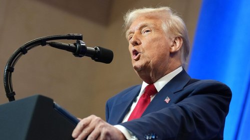 Story of Trump staffers saying his 'terrible body odor' obstructs his agenda is pure satire