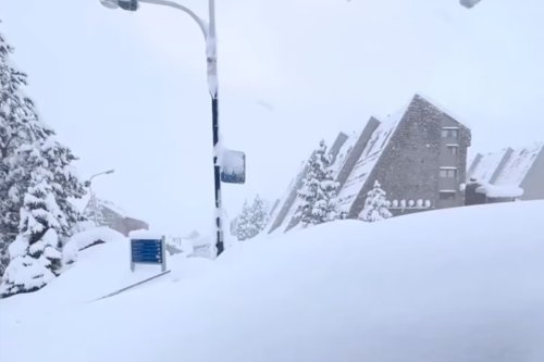 Argentinian Resort Buried with So Much Snow, People Haven't Been Able to Get Outside to Measure It