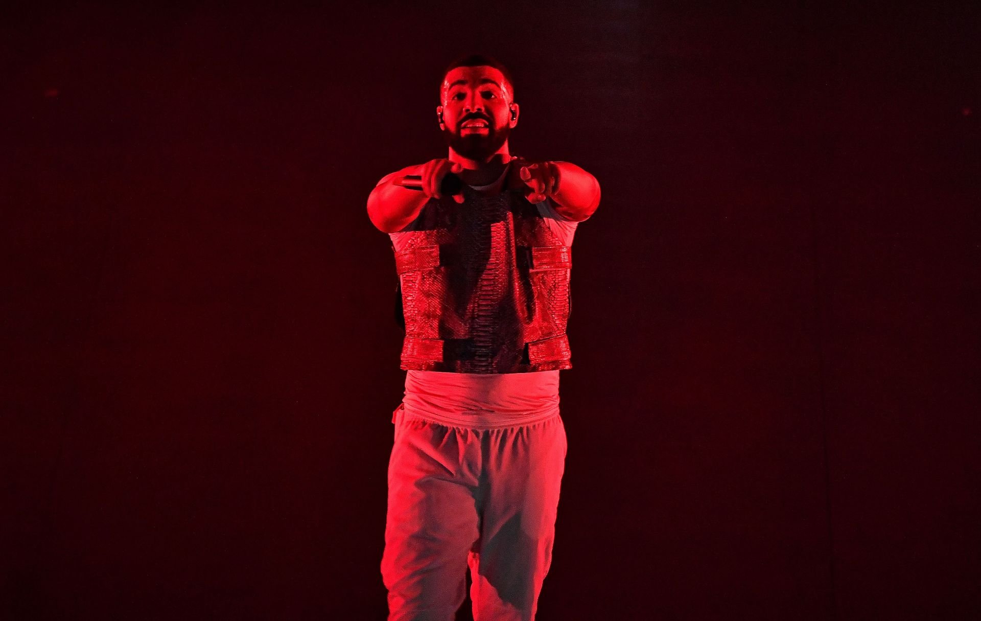 "Kendrick is shaking right now": Fans poke fun as Drake teases new album in the latest Adin Ross interview
