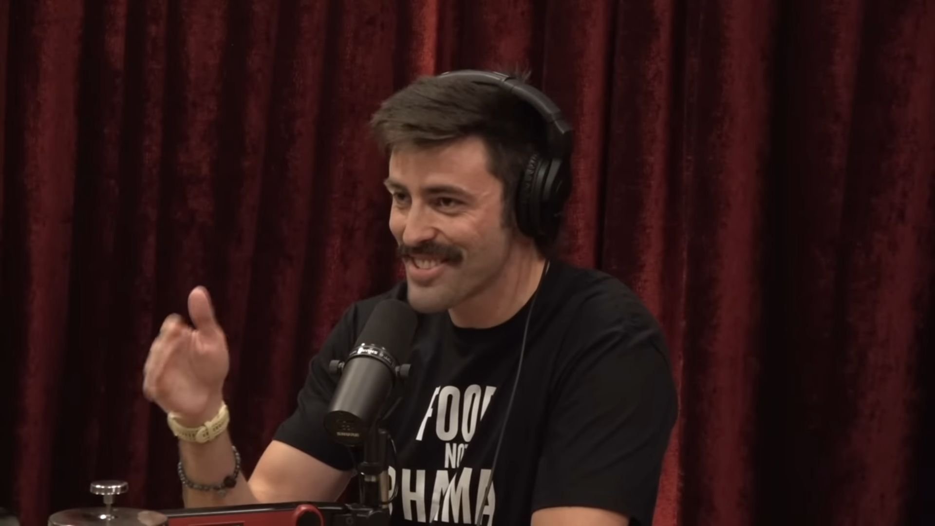 Carroll Joe Rogan What strong claims did Ian Carroll make on Joe Rogan's podcast show ...