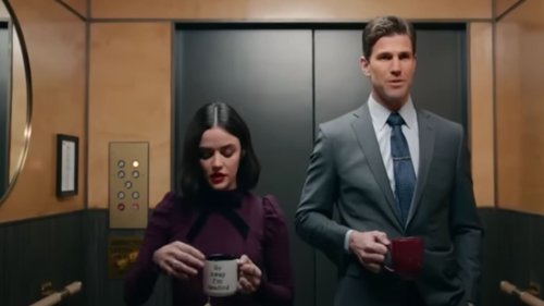 These 7 work place romances in movies and TV Shows made us dress well for office