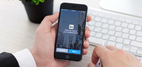 10 Tips to Boost Your LinkedIn Presence in 2021