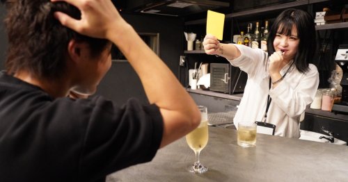 English-speaking-only bar opens in Osaka and Tokyo, yellow cards for those who don’t follow rules