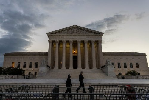 U.S. Supreme Court pauses deportations under wartime law • South Dakota Searchlight