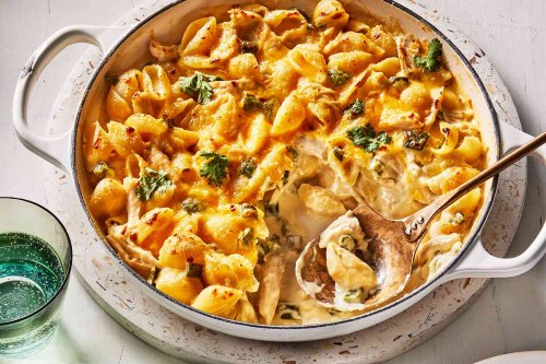 Green Chile Mac And Cheese With Chicken