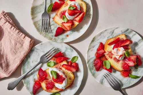 The Best Way To Store Strawberries, According To A Southern Berry Grower