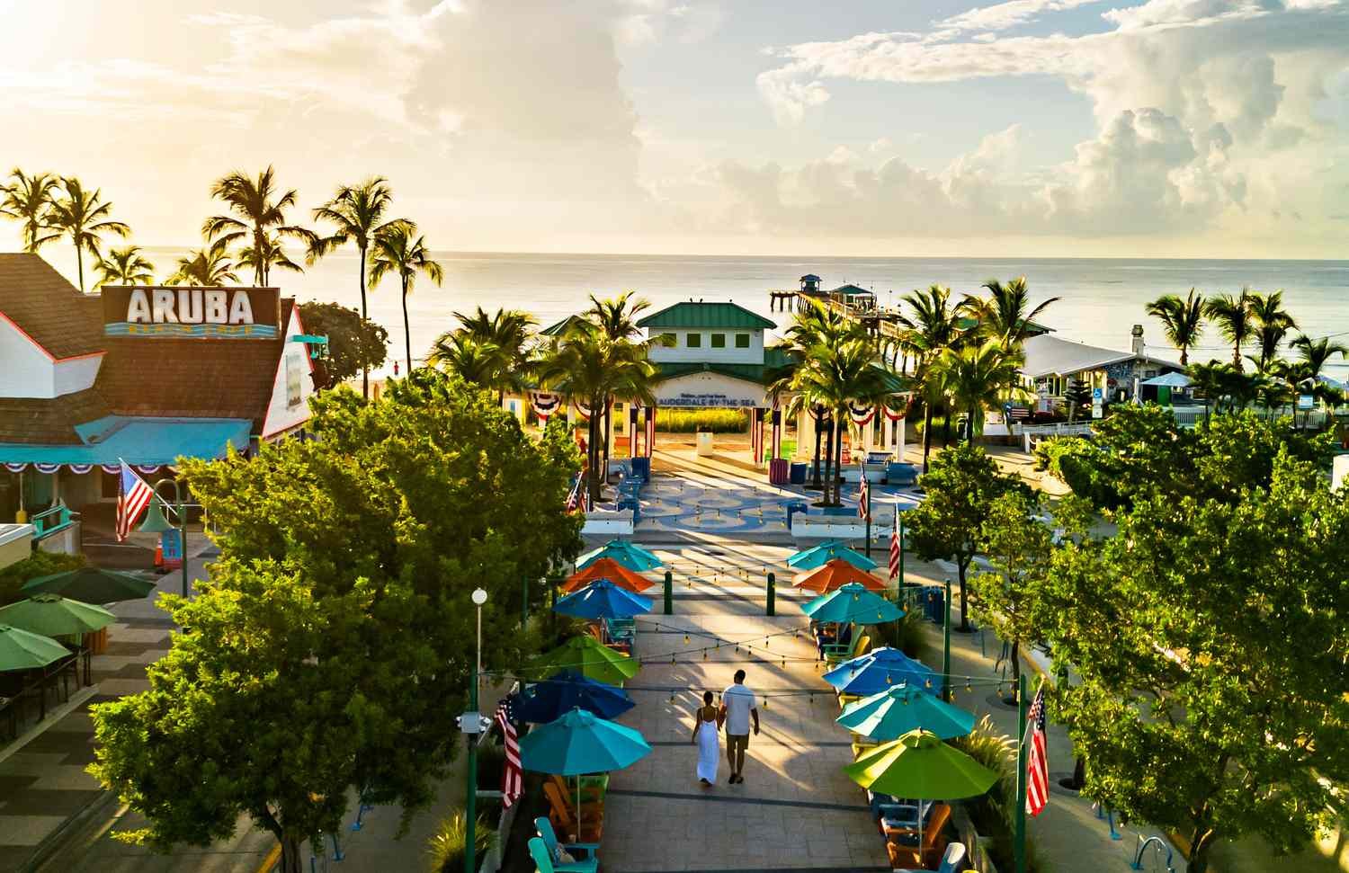 This Walkable South Florida Beach Town Feels Like A Step Back In Time