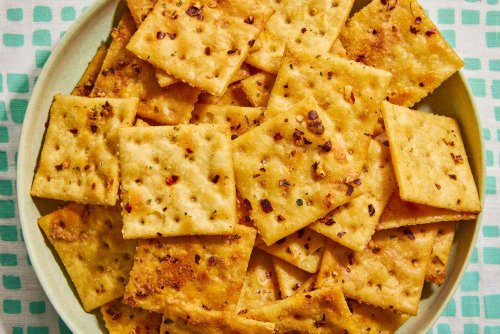 The South's Most Beloved Appetizer Starts With A Sleeve Of Saltines