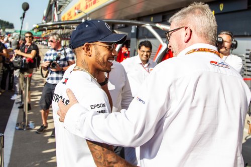 Brawn festeja los títulos de Mercedes: "Han barrido a sus rivales"