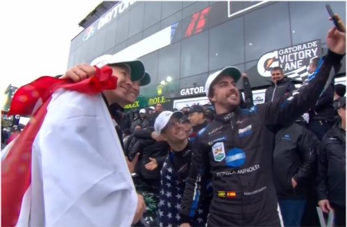 Alonso gana en Daytona: "Esta victoria ocupa un lugar muy alto"