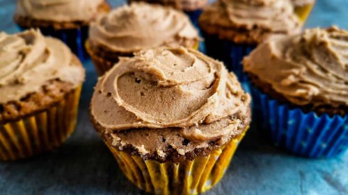 Cakes, Cupcakes & Muffins - cover