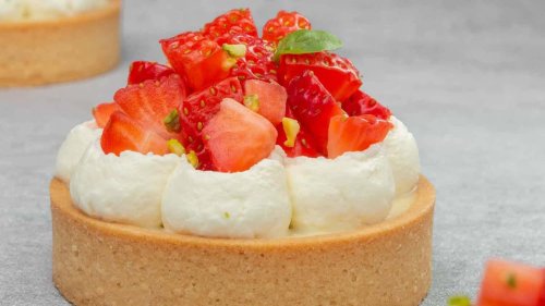 30 Berry-Filled Desserts For A Sweet Spring Treat