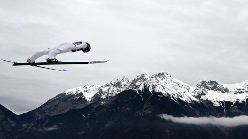 Wie wirkt der Anzug beim Skispringen?