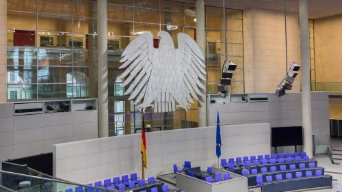 Warkus' Welt: Woher nimmt der Staat seine Macht?