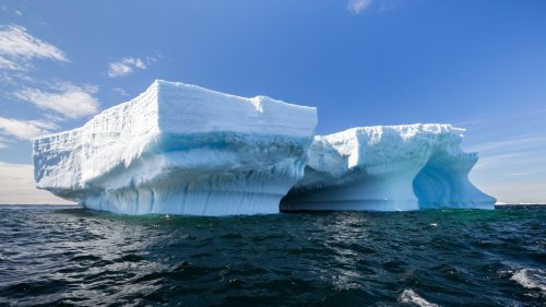 Antarktis: Weltgrößter Eisberg ist wieder unterwegs