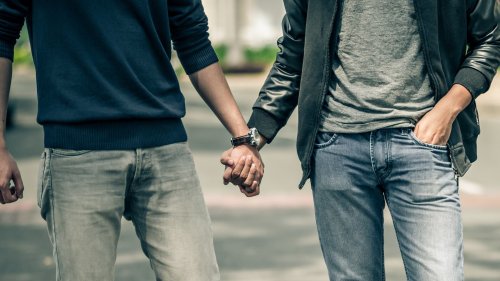 Homosexualität: Händchenhalten unerwünscht?