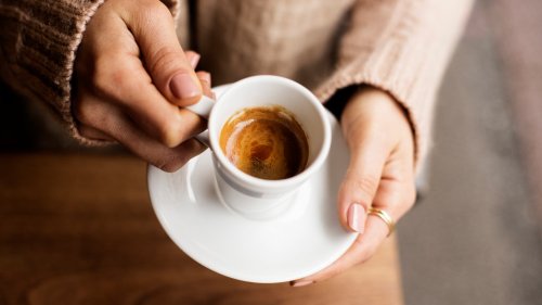 Konsum: Kaffee regt den Appetit auf Shopping an