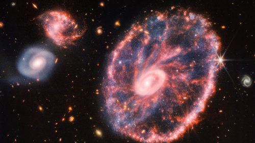 James Webb Space Telescope: Blick in Vergangenheit und Zukunft der Wagenrad-Galaxie