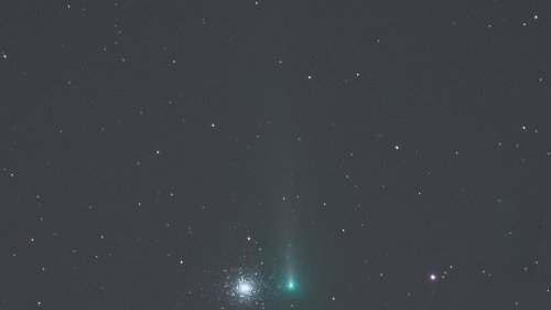 Komet Leonard begegnet Kugelsternhaufen M3