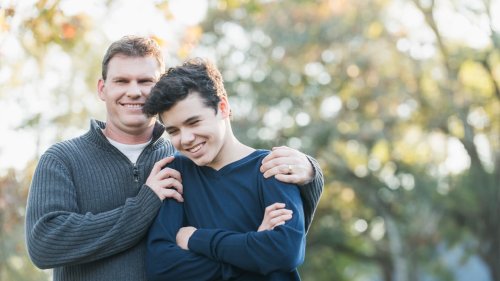 Kindererziehung: Wie Väter den Testosteronhaushalt ihrer Söhne beeinflussen