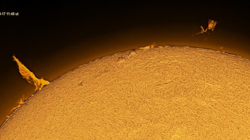 Sonnenprotuberanzen am 17. März 2023 um 11:45 UT