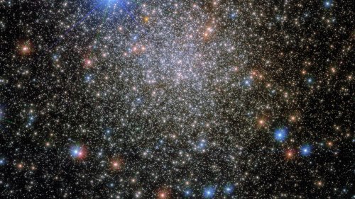 Modellrechnung: Das Universum enthält 40 Milliarden Milliarden Schwarze Löcher