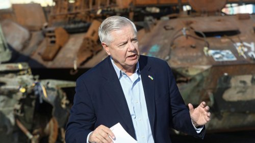 Nach Selenskyj-Besuch: Russland schreibt US-Senator zur Fahndung aus
