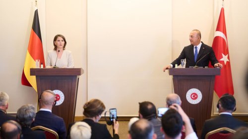 Baerbock und Çavuşoğlu streiten auf Pressekonferenz: »Warum kommen Sie immer wieder mit Osman Kavala?«