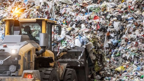 Zehn-Jahres-Vergleich: Deutsche Plastikmüllexporte halbieren sich