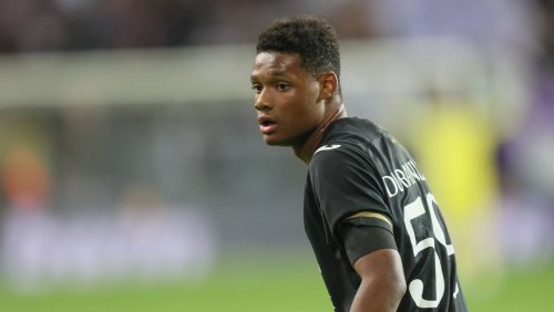 +++ Fußball-Transferticker +++: BVB verpflichtet belgisches Talent Duranville – Gerüchte um Löw