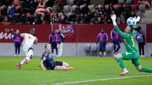 Fußballerinnen des FC Bayern vor dem Aus in der Champions League 