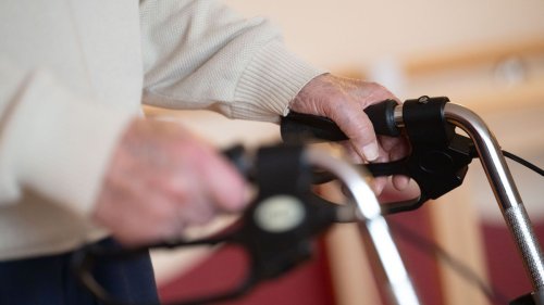 Rollator unter Strom gesetzt, um Nachbarin zu töten – Mann muss ins Gefängnis 